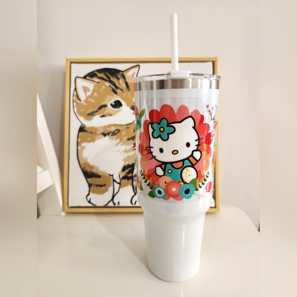 Decorate your favorite mug with your loved characters 💕